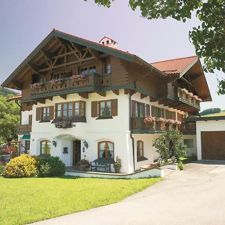 Apartment Beim Zellerbaeck Inkl. Chiemgaukarte